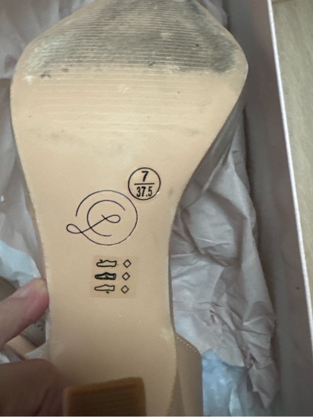 Chinese Laundry Beige Clear Slingback Pointed Pump - Picture 2 of 4
